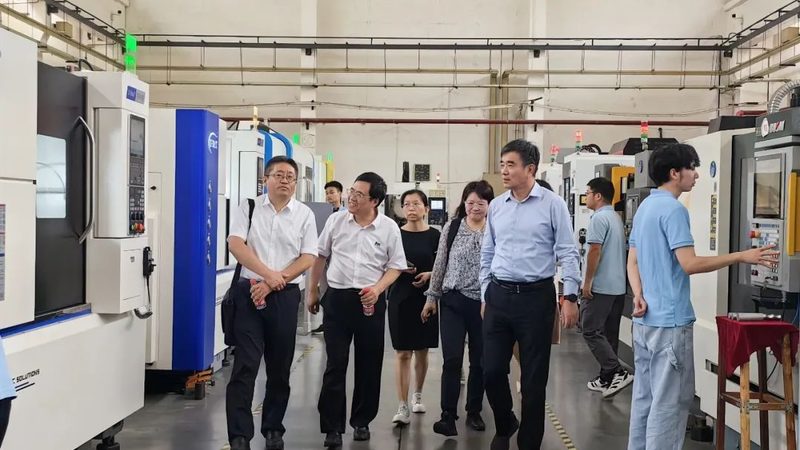 冲压机租赁：揭秘企业灵活应对生产需求的利器